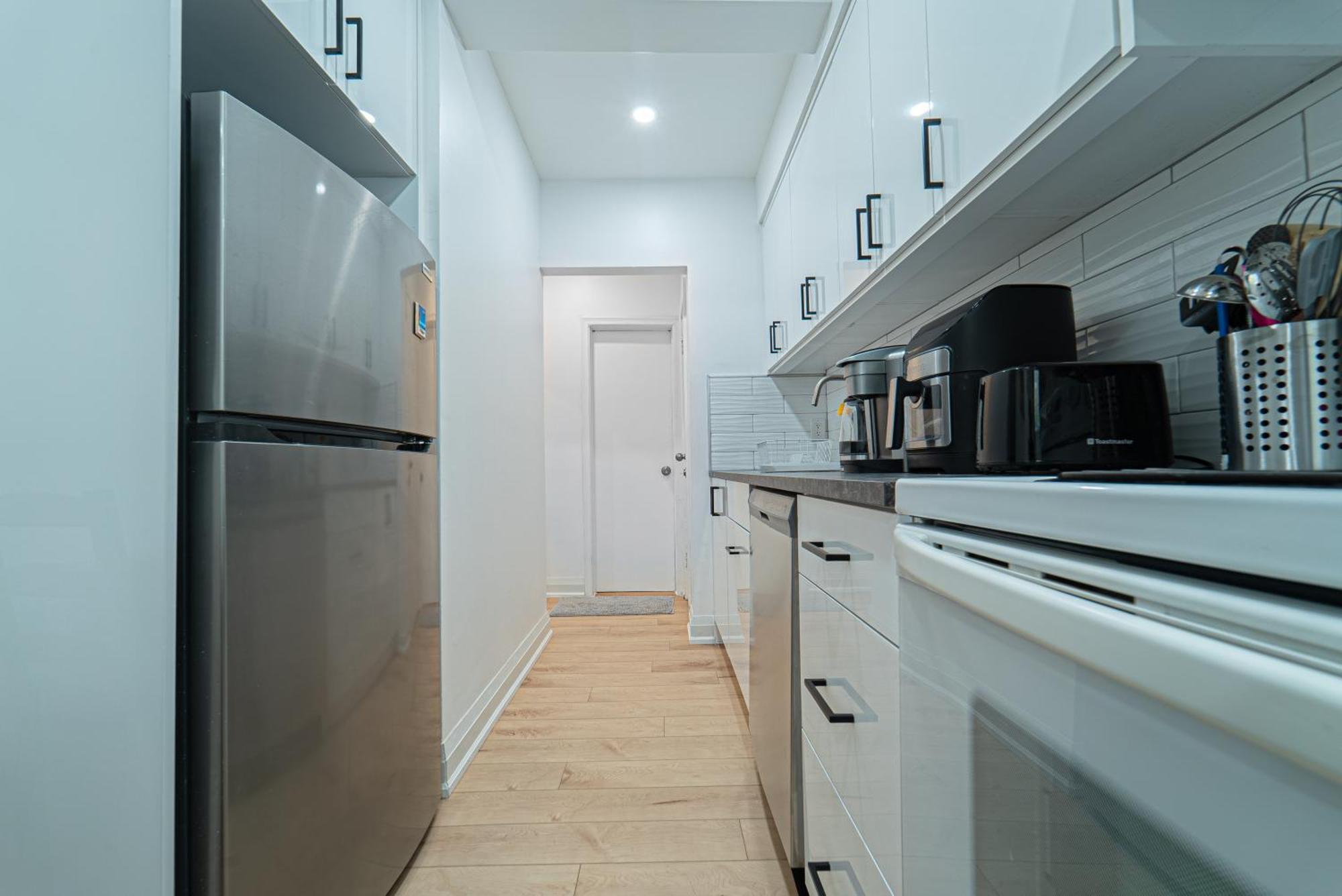 Homestay Cozy Double Private Room, Comfy Bed, Free Parking Toronto